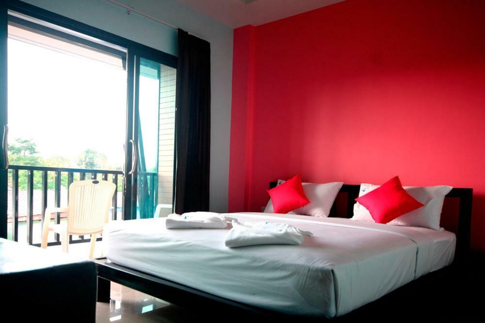 The Aireen Hotel Ао Нанг Экстерьер фото